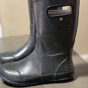 Bogs Rain Boots Girls size 4
